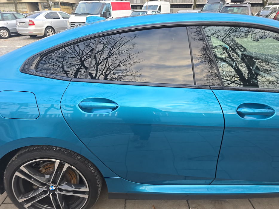 Zdjęcie drzwi tylnych prawych wraz z szybą