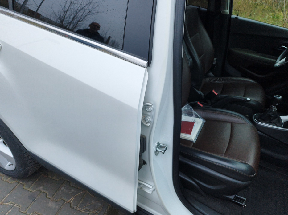 Zdjęcie słupka B prawego