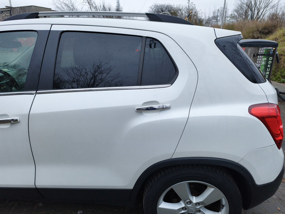 Zdjęcie drzwi tylne lewe wraz z szybą