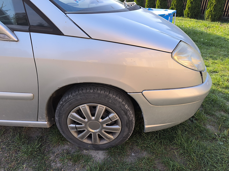 Zdjęcie błotnika przedniego prawego