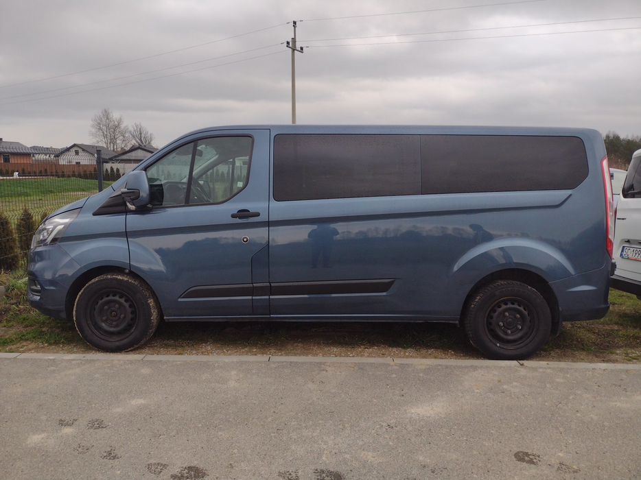 Zdjęcie lewej strony nadwozia