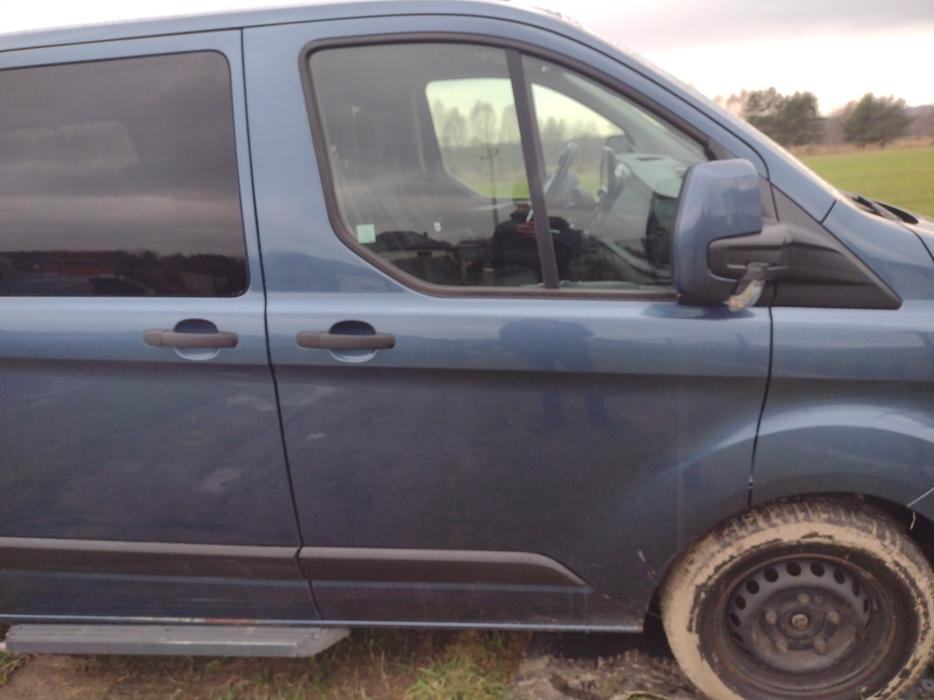 Zdjęcie drzwi przednich prawych wraz z szybą