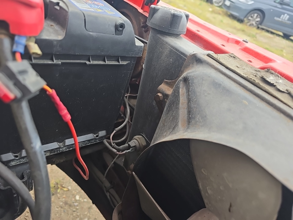 Zdjęcie zbiorniczka płynu chłodzącego