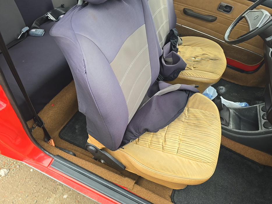 Zdjęcie fotela przedniego prawego