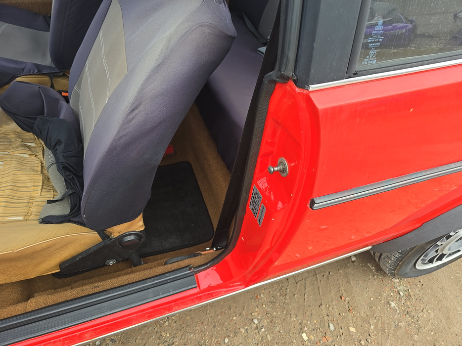 Zdjęcie słupka B lewego