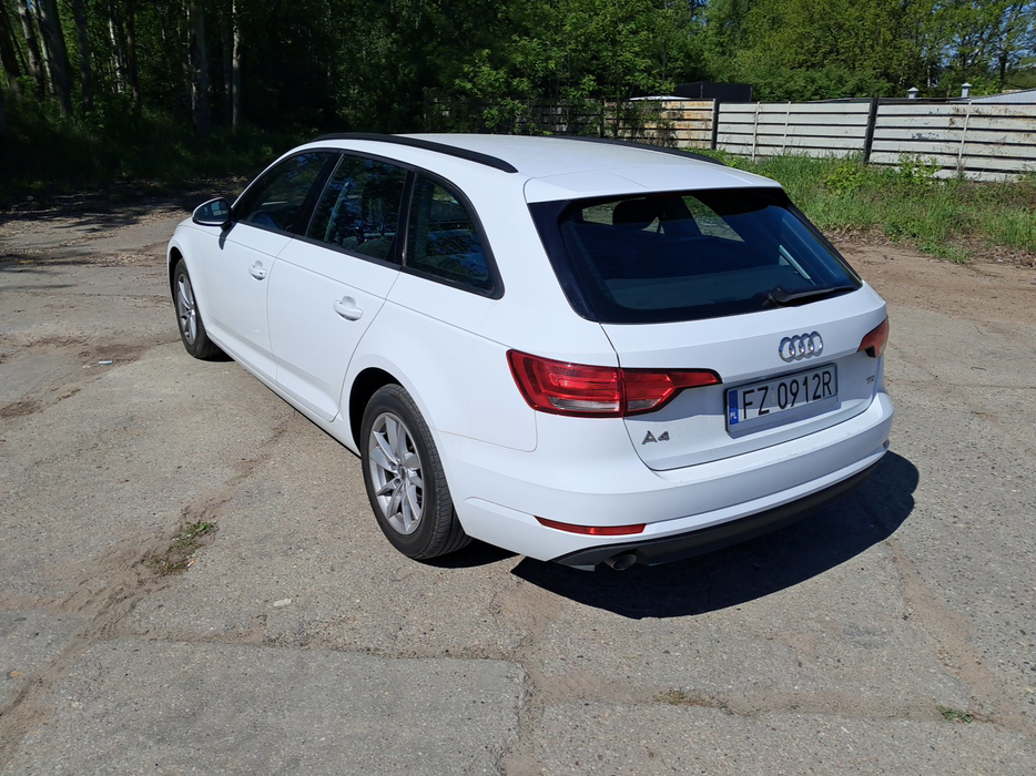 Zdjęcie po ukosie, lewy tył
