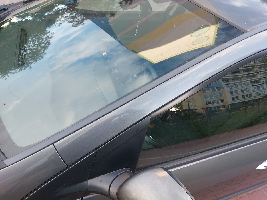 Zdjęcie słupka A lewego