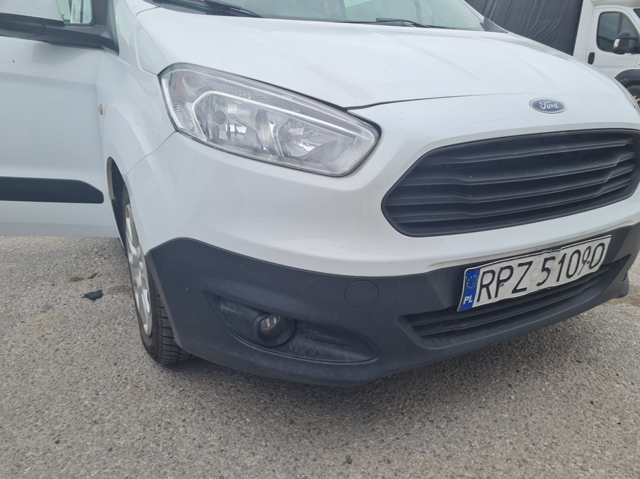 Zdjęcie oświetlenia przedniego górnego i dolnego prawego