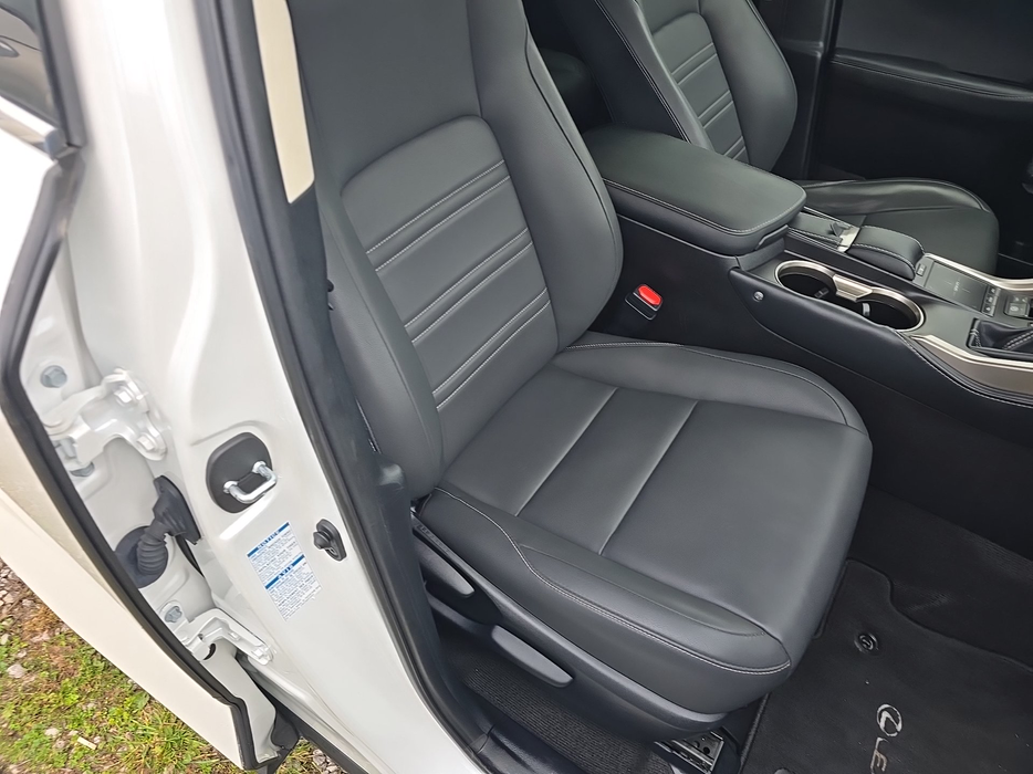 Zdjęcie fotela przedniego prawego