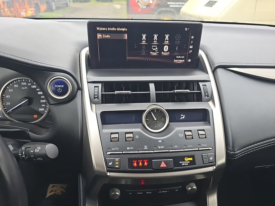 Zdjęcie jednostki multimedialnej