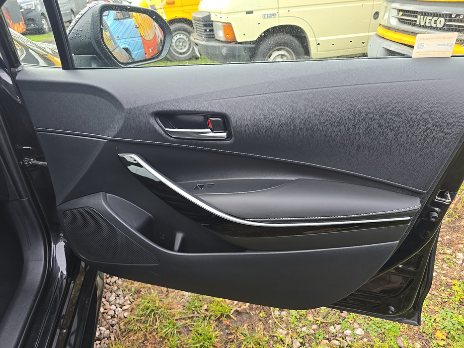 Zdjęcie tapicerki drzwi przednich prawych