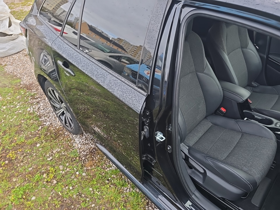 Zdjęcie słupka B prawego