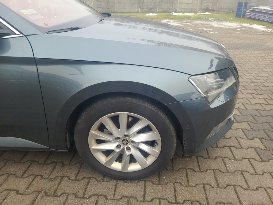 Zdjęcie błotnika przedniego prawego