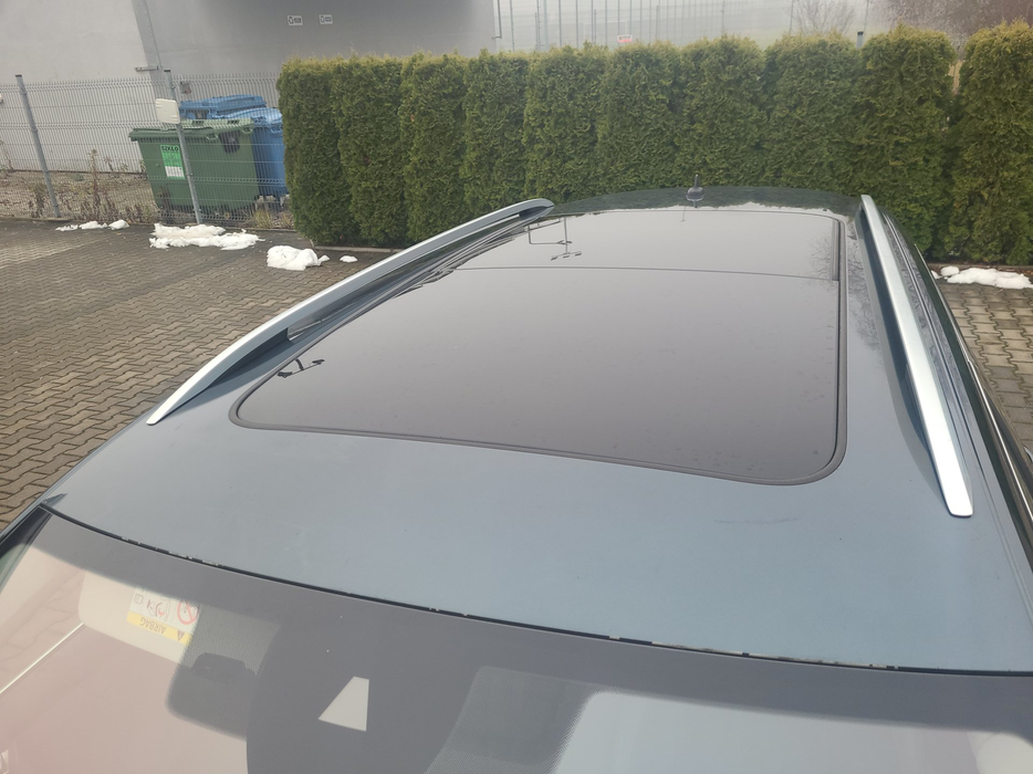 Zdjęcie dachu część przednia