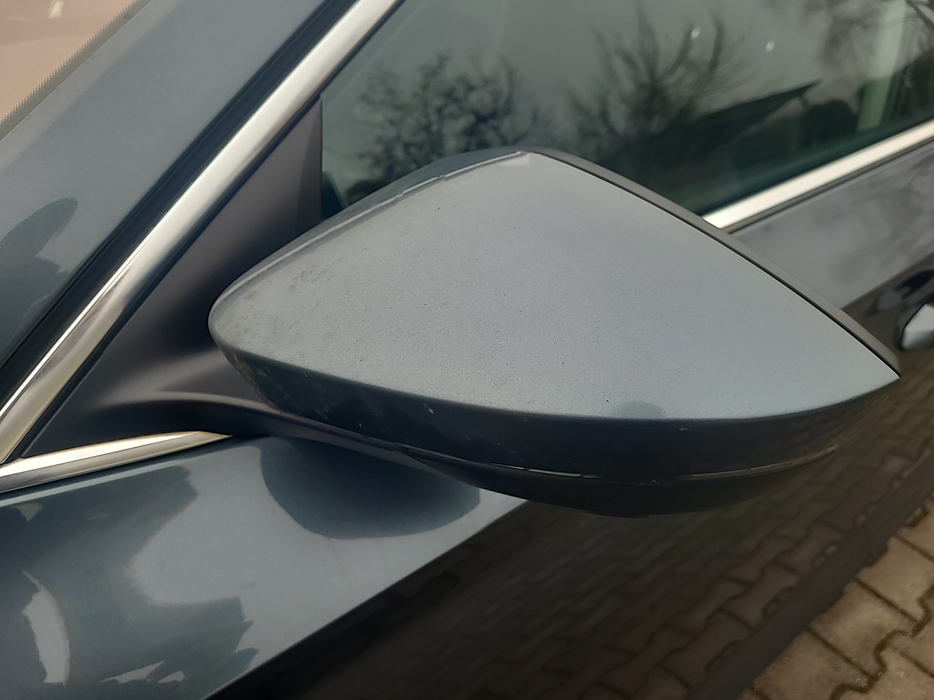 Zdjęcie obudowy lusterka lewego