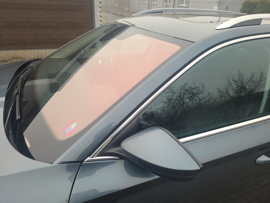 Zdjęcie słupka A lewego