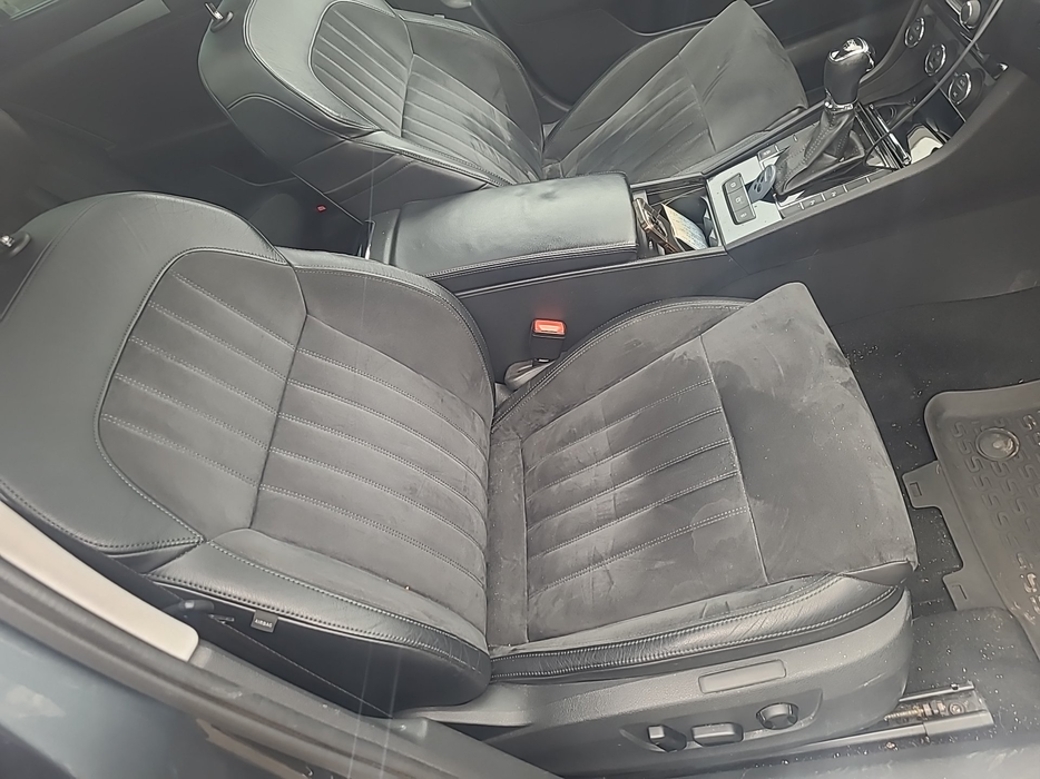 Zdjęcie fotela przedniego prawego