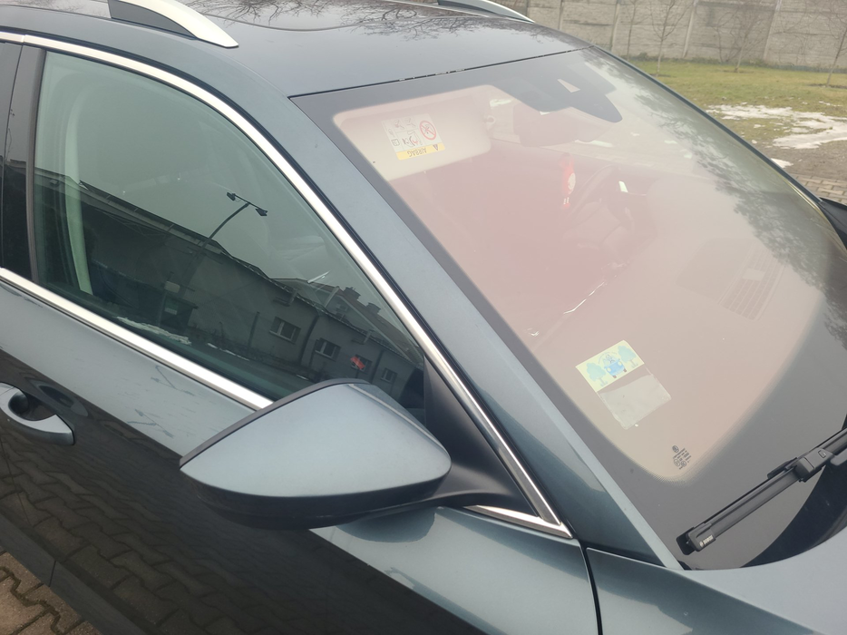 Zdjęcie słupka A prawego