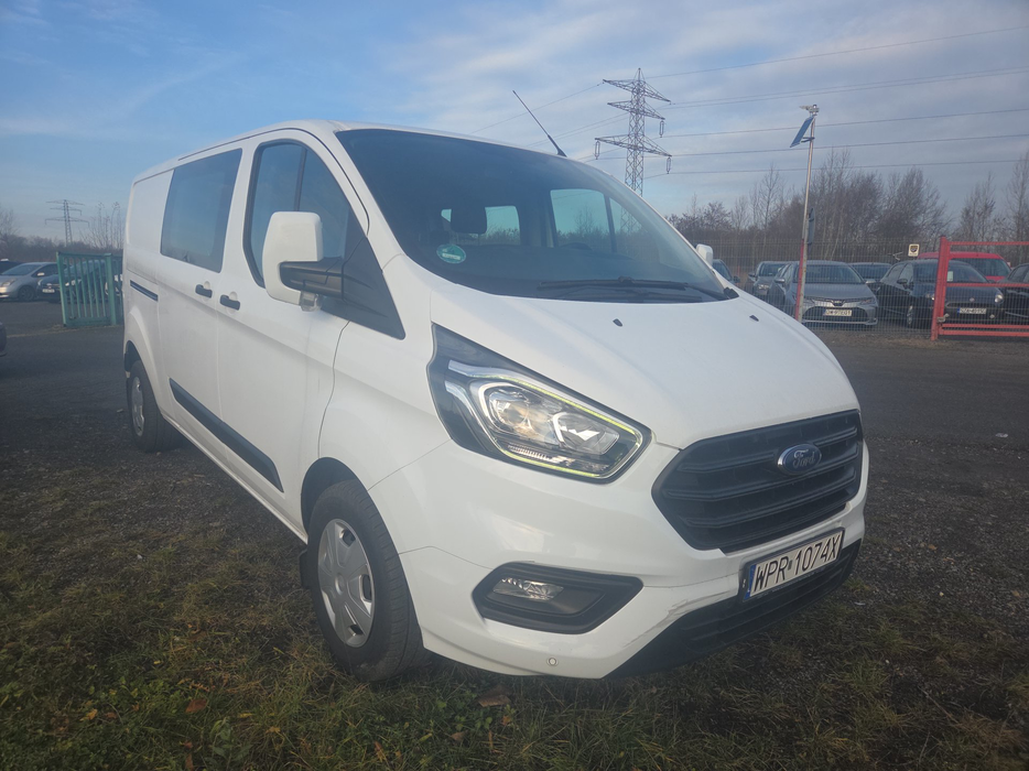 Zdjęcie po ukosie, prawy przód