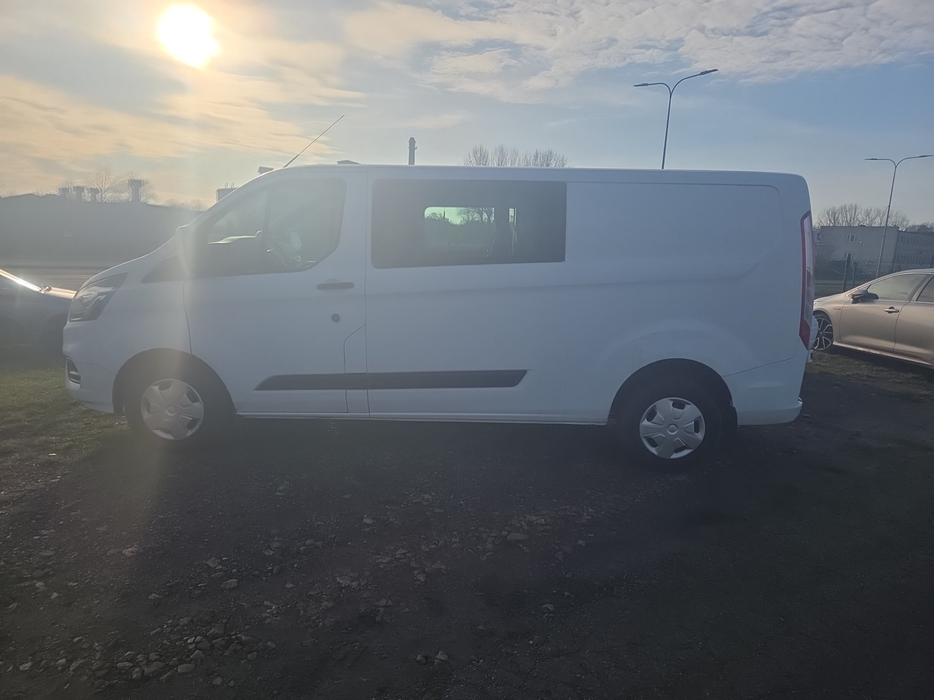 Zdjęcie lewej strony nadwozia