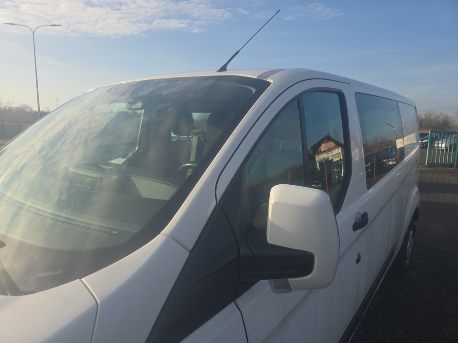 Zdjęcie słupka A lewego