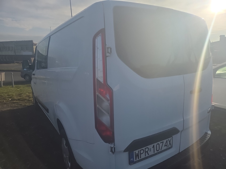 Zdjęcie oświetlenia tylnego lewego