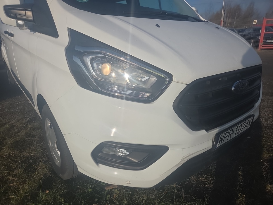 Zdjęcie oświetlenia przedniego górnego i dolnego prawego