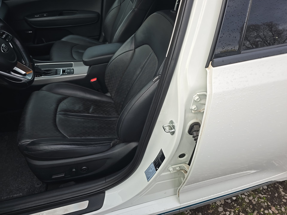 Zdjęcie słupka B lewego