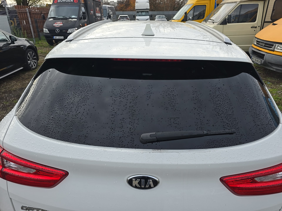 Zdjęcie szyby tylnej