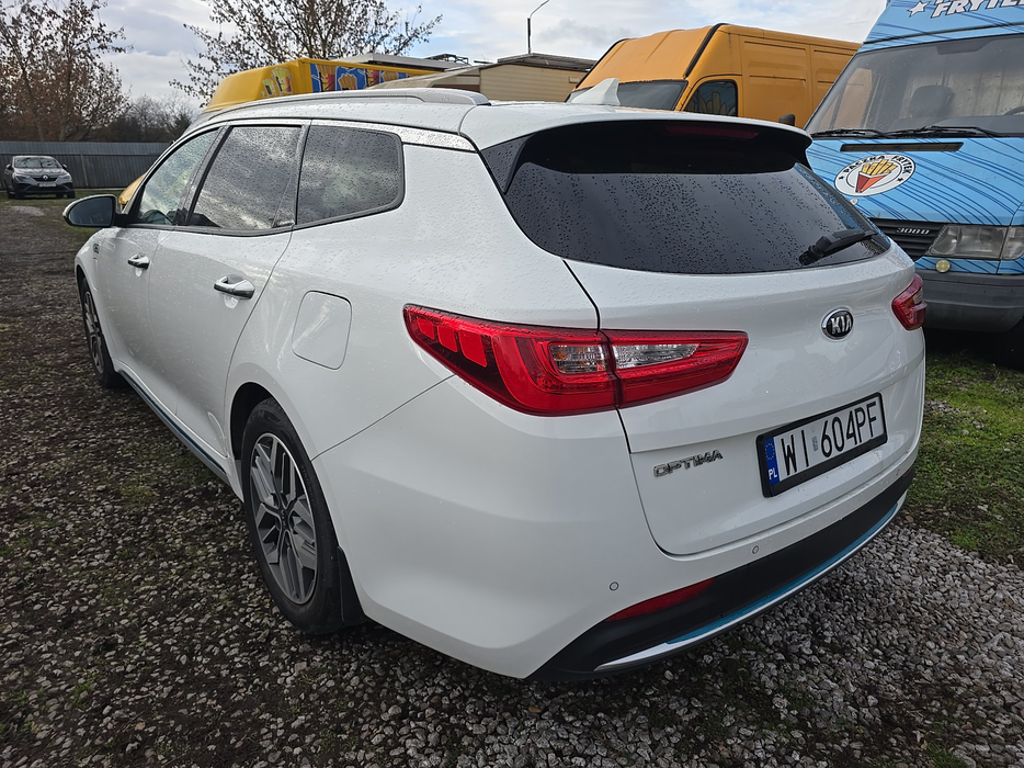 Zdjęcie po ukosie, lewy tył