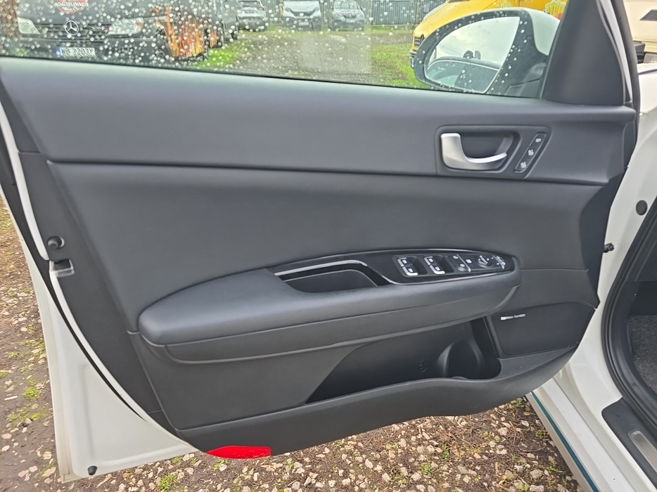 Zdjęcie tapicerki drzwi przednich lewych