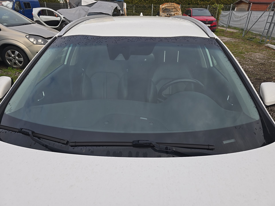 Zdjęcie szyby czołowej - zdjęcie ogólne