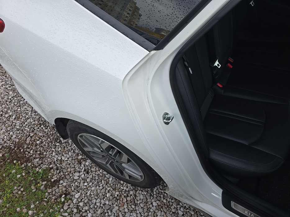 Zdjęcie słupka C prawego