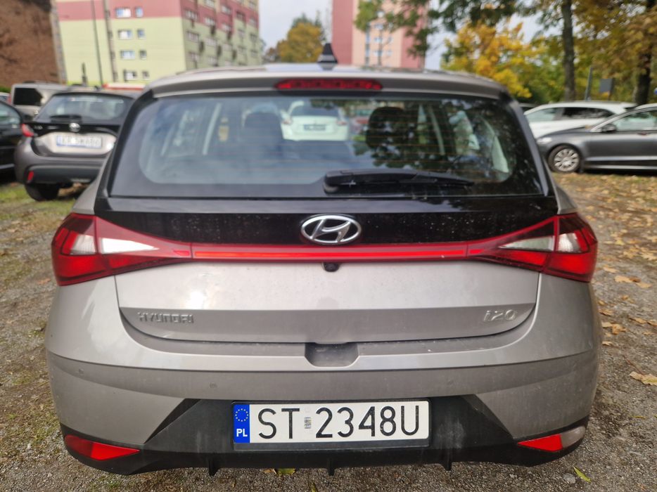 Zdjęcie pokrywy bagażnika