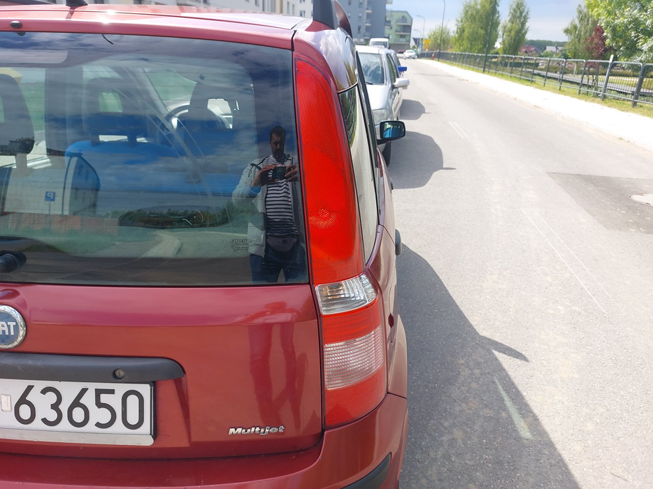 Zdjęcie oświetlenia tylnego prawego