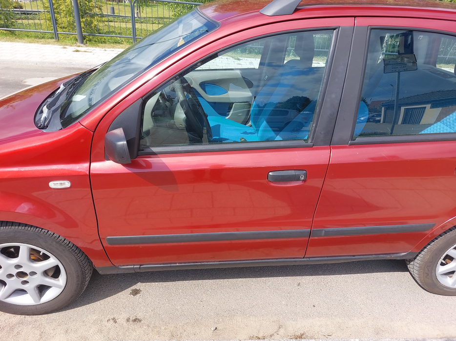 Zdjęcie drzwi przednich lewych wraz z szybą