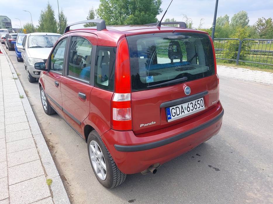 Zdjęcie po ukosie, lewy tył