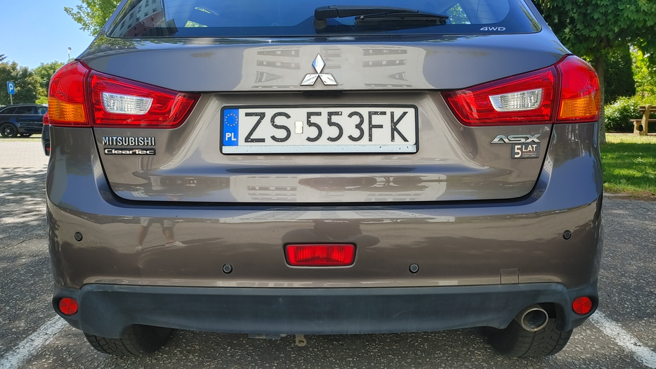 Zdjęcie pokrywy bagażnika