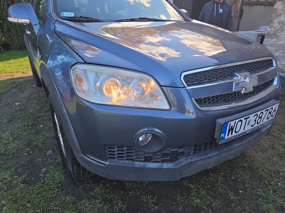 Zdjęcie oświetlenia przedniego i dolnego prawego