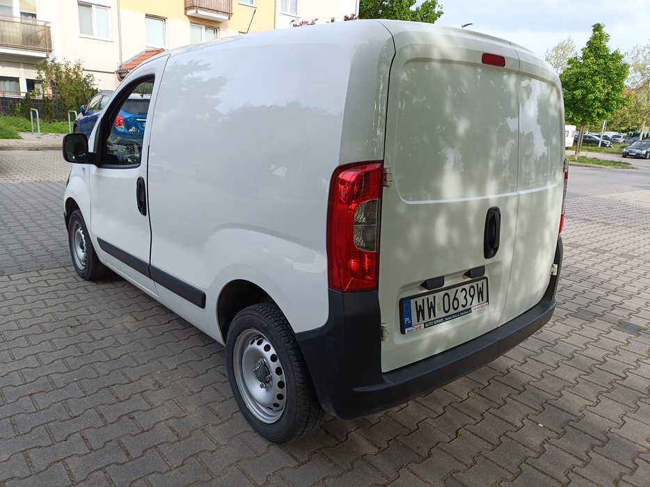 Zdjęcie lewy tył