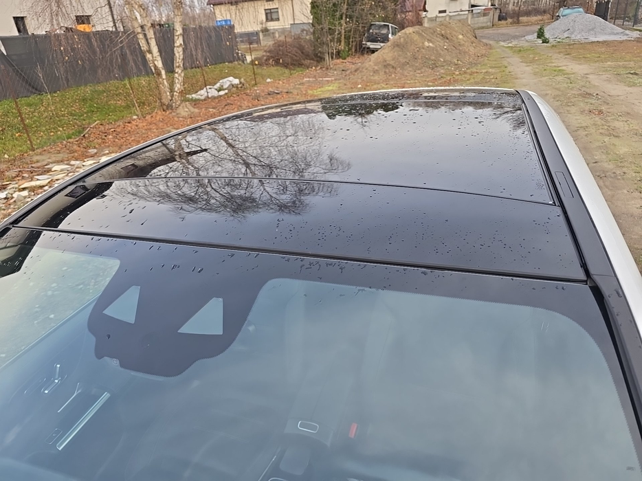 Zdjęcie dachu część przednia