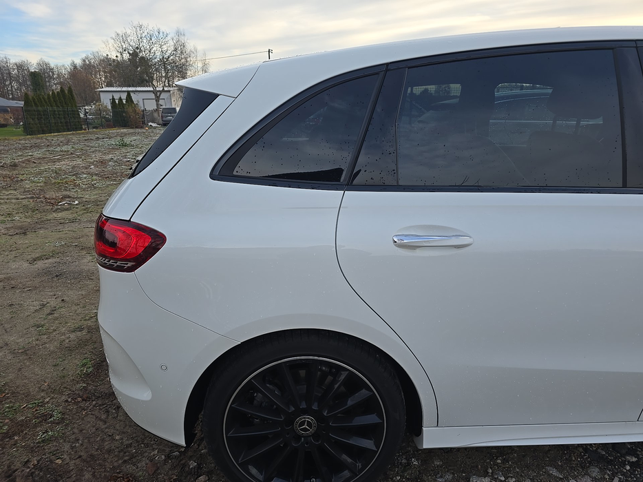 Zdjęcie błotnika tylnego prawego