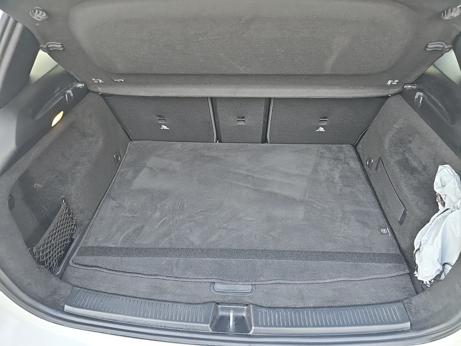 Zdjęcie przestrzeni bagażowej