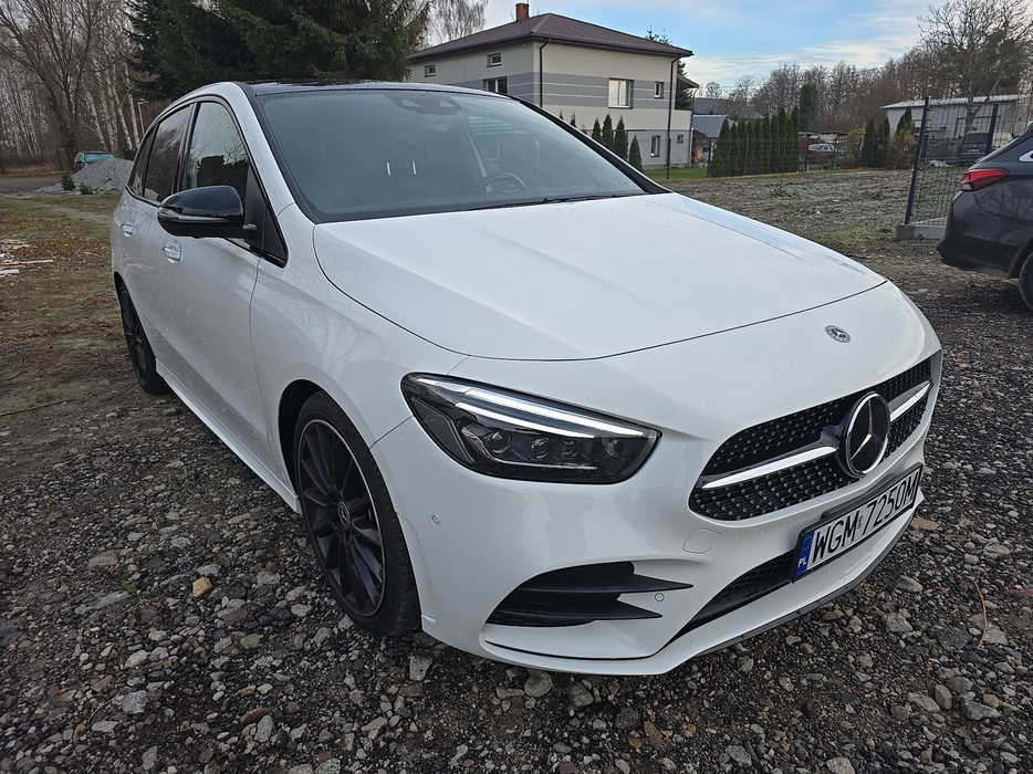 Zdjęcie po ukosie, prawy przód