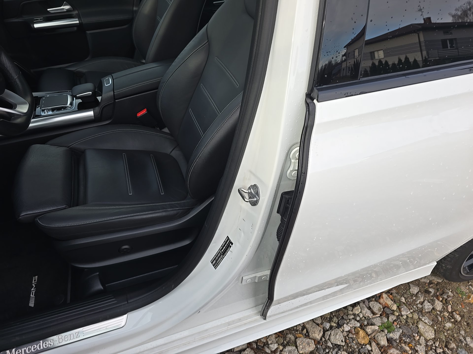 Zdjęcie słupka B lewego