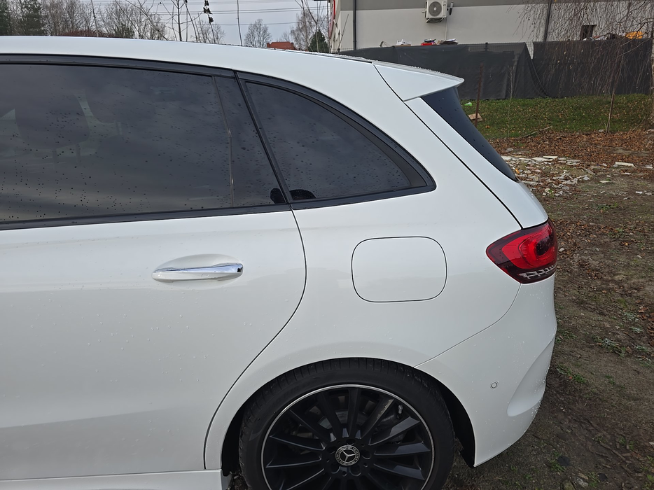 Zdjęcie błotnika tylnego lewego