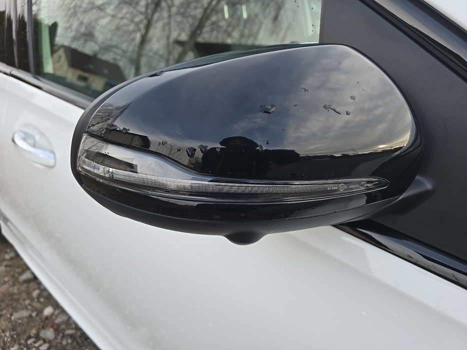 Zdjęcie obudowy lusterka prawego