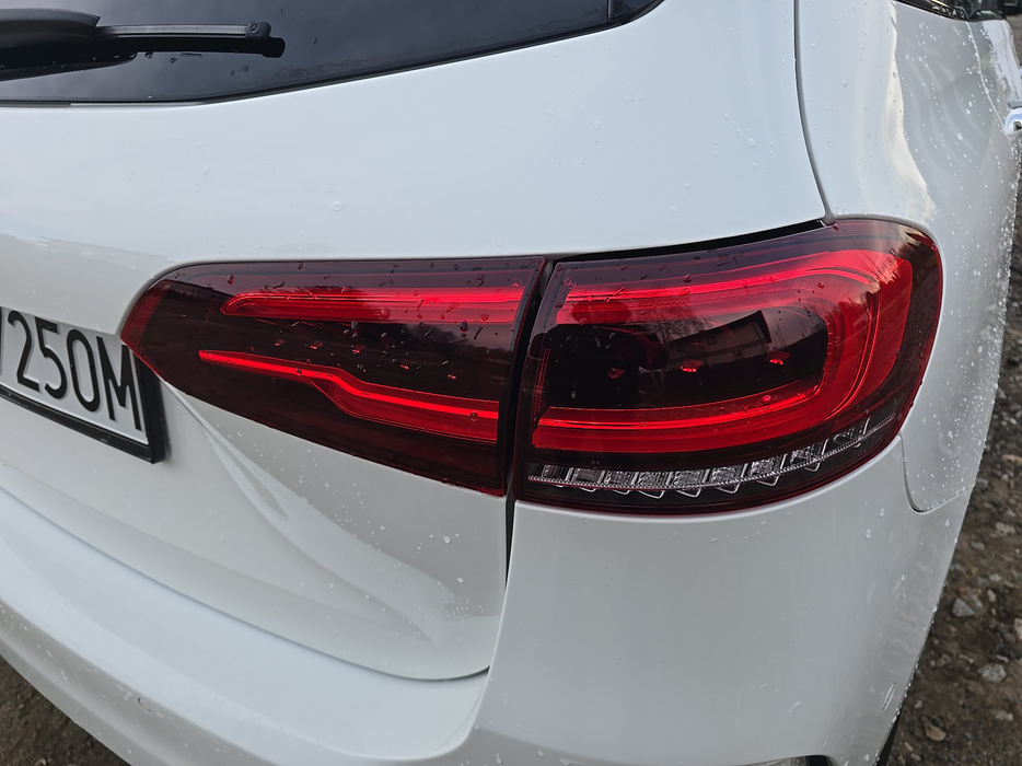 Zdjęcie oświetlenia tylnego prawego