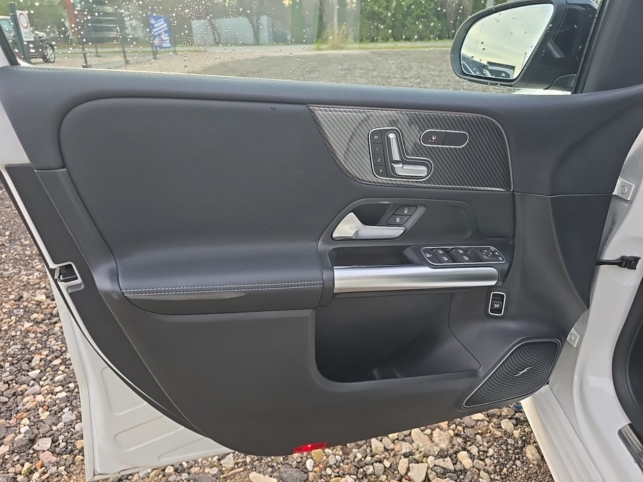 Zdjęcie tapicerki drzwi przednich lewych