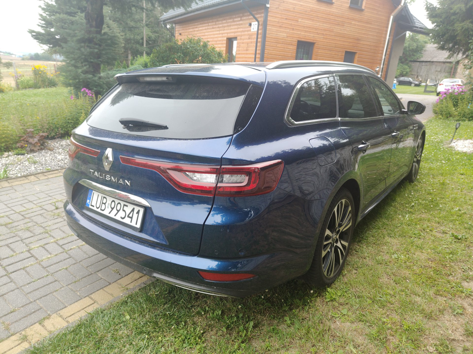 Zdjęcie po ukosie, prawy tył